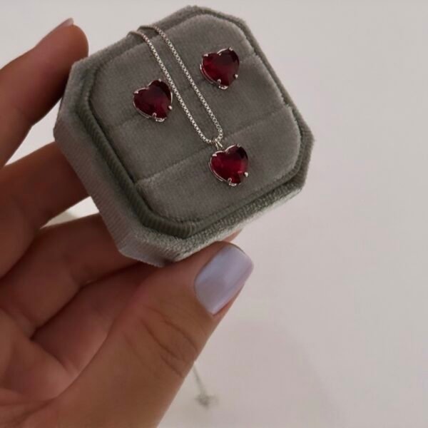 Conjunto Coração Rubi